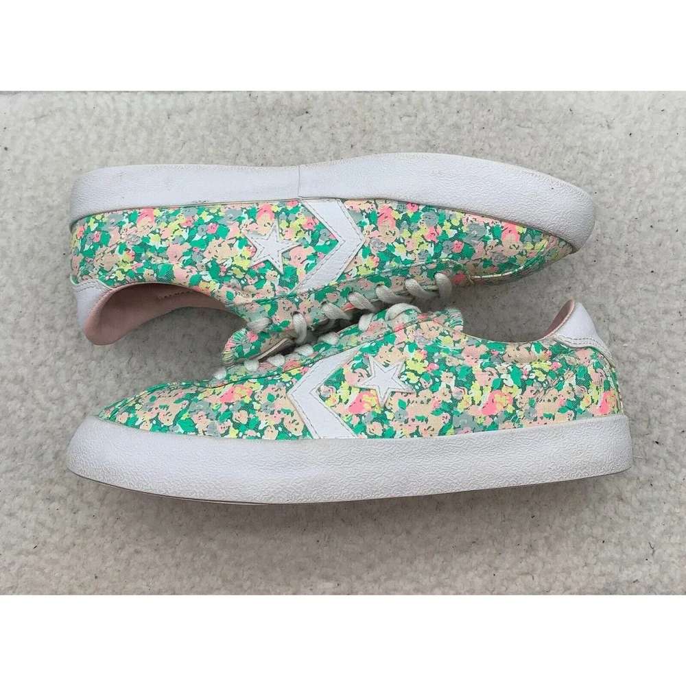 Converse‎ Low Top Sneakers Womens 9 Green Pink Floral Colorful Shoes 555951C